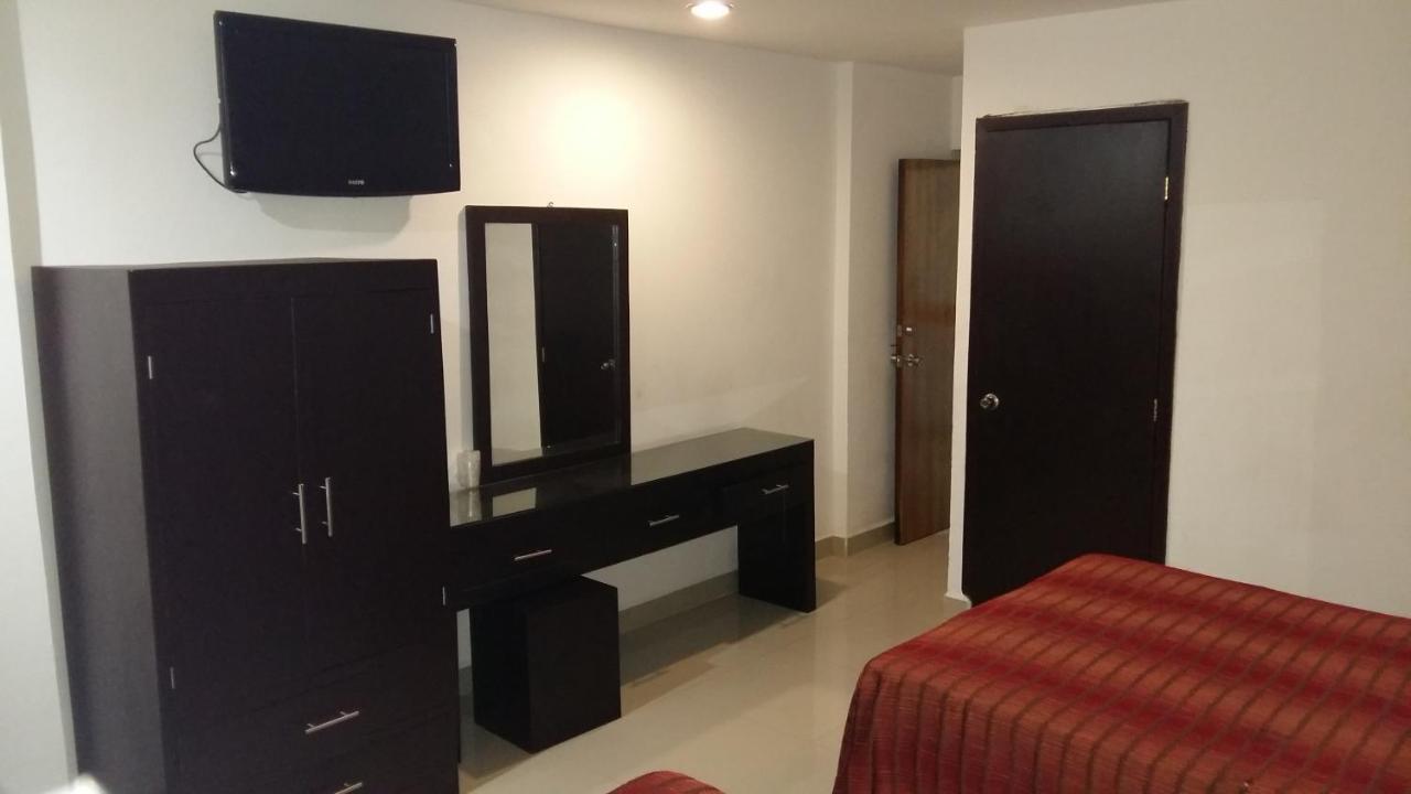 Plaza Hotel 4*