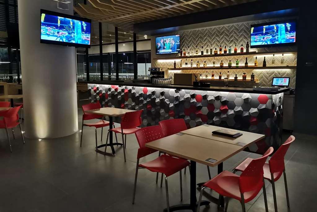Hotel Ramada Encore By Wyndham Monterrey Zona Aeropuerto