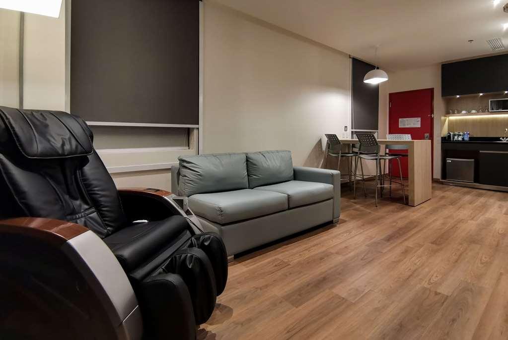 Ramada Encore By Wyndham Monterrey Zona Aeropuerto Hotel 4*
