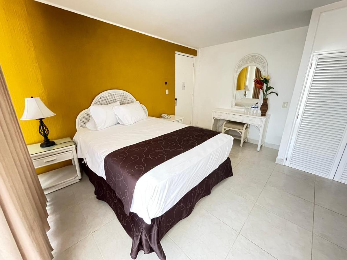 Del Paseo Hotel 4*