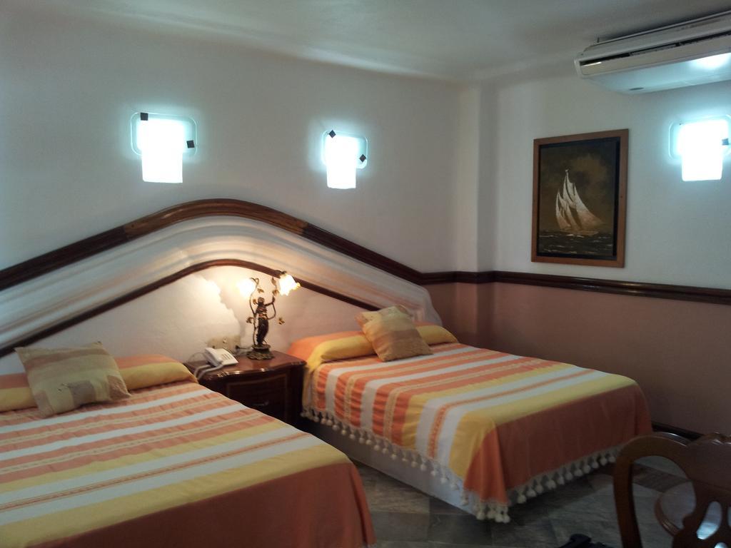 Canadian Huatulco Hotel