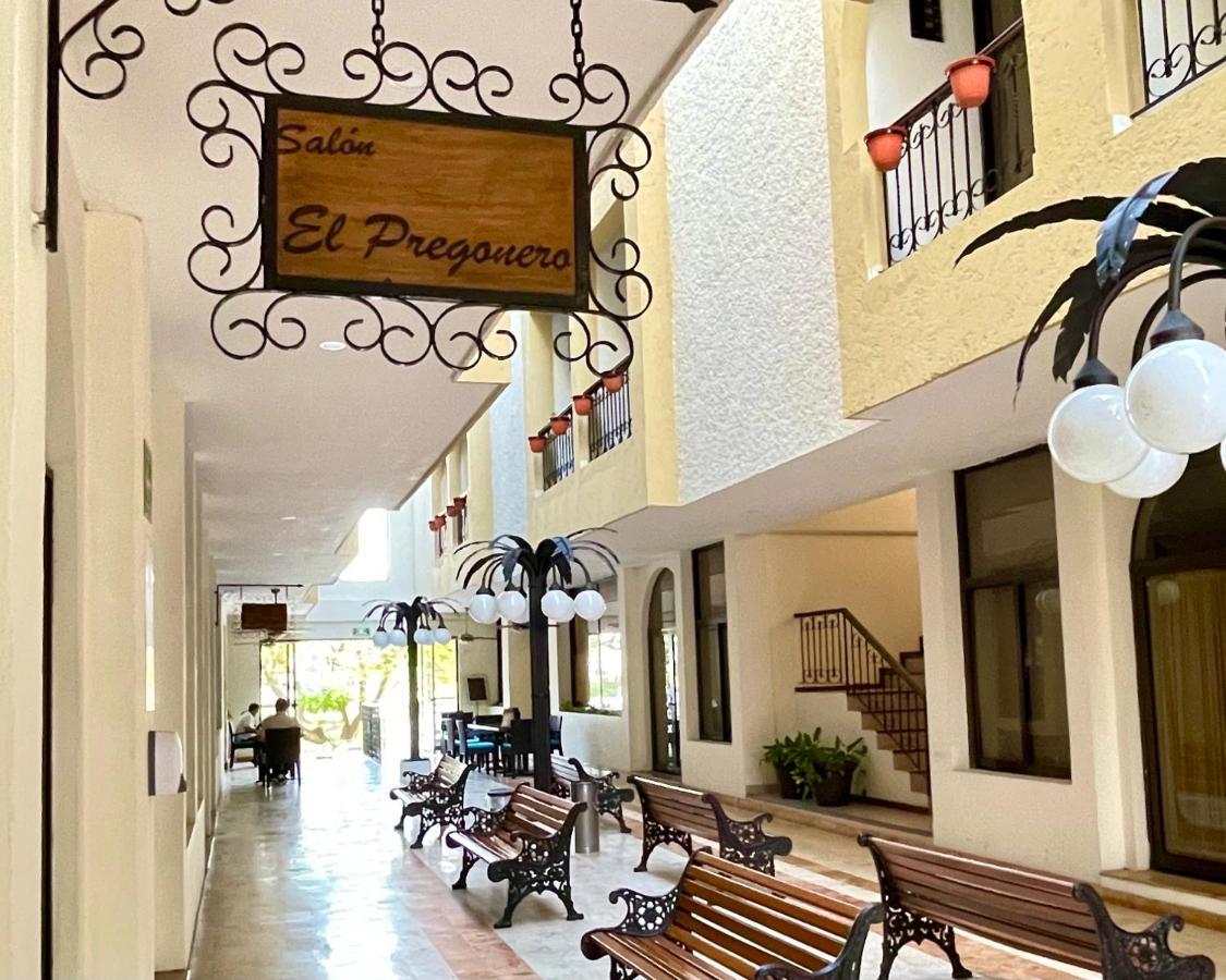 Hotel Del Paseo 4*