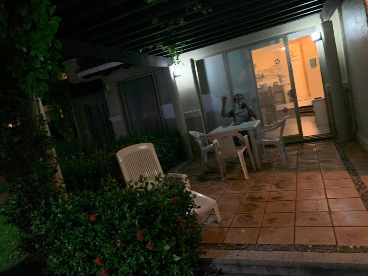 5p 4a 1m Dentro Del A Un Lado Del Krystal Con Playa Wifi (adults Only) 4* Ixtapa (Guerrero)