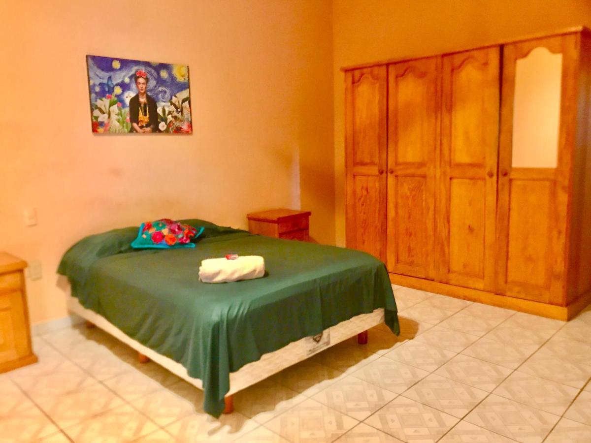 Guacamole Guest house