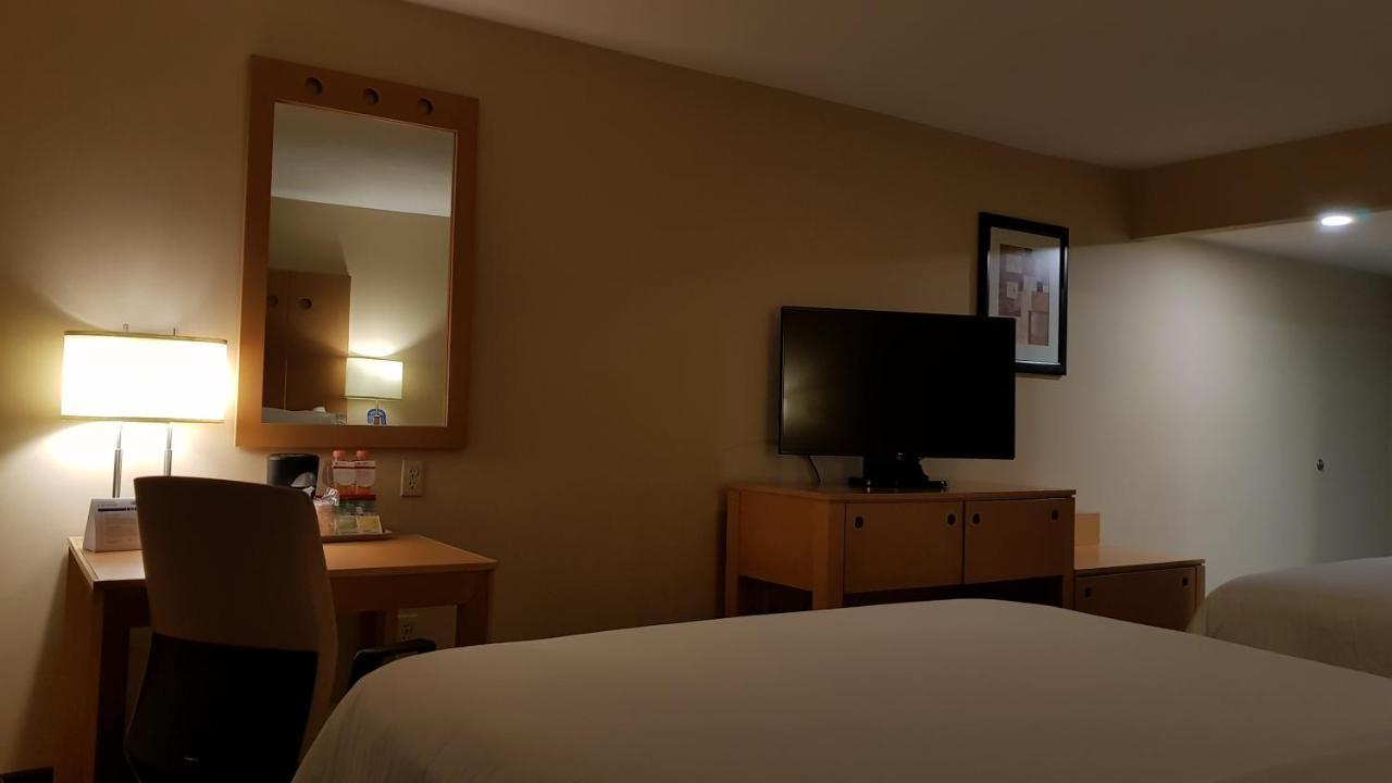 Hotel Express Zona Aeropuerto By Ihg