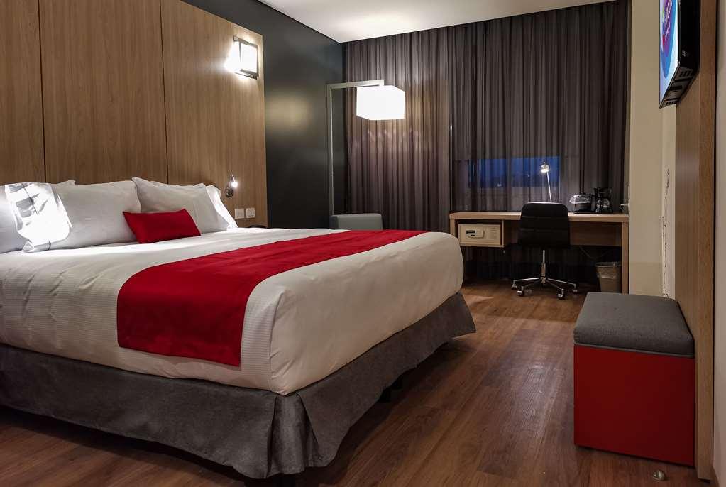 Hotel Ramada Encore By Wyndham Monterrey Zona Aeropuerto Apodaca