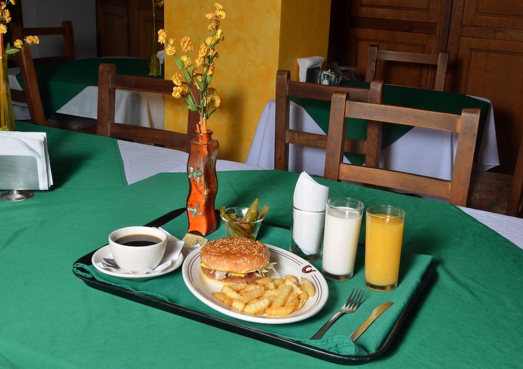 Fuentes Hotel Los Mochis