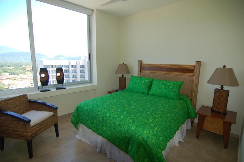 Beachfront Ph Amara Ixtapa
