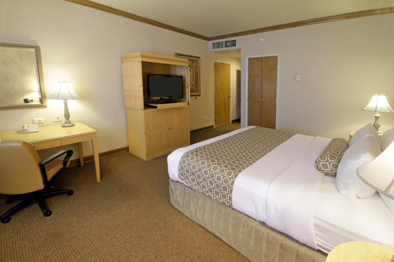 Crowne Plaza By Ihg 4*