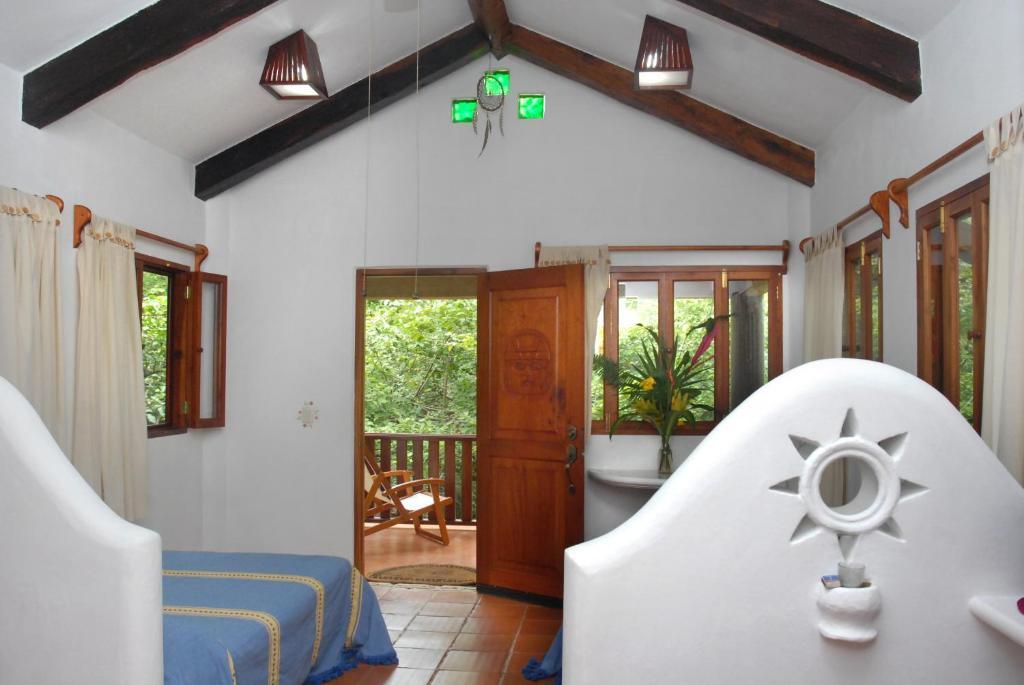 Gaia Paraiso Hotel 2*