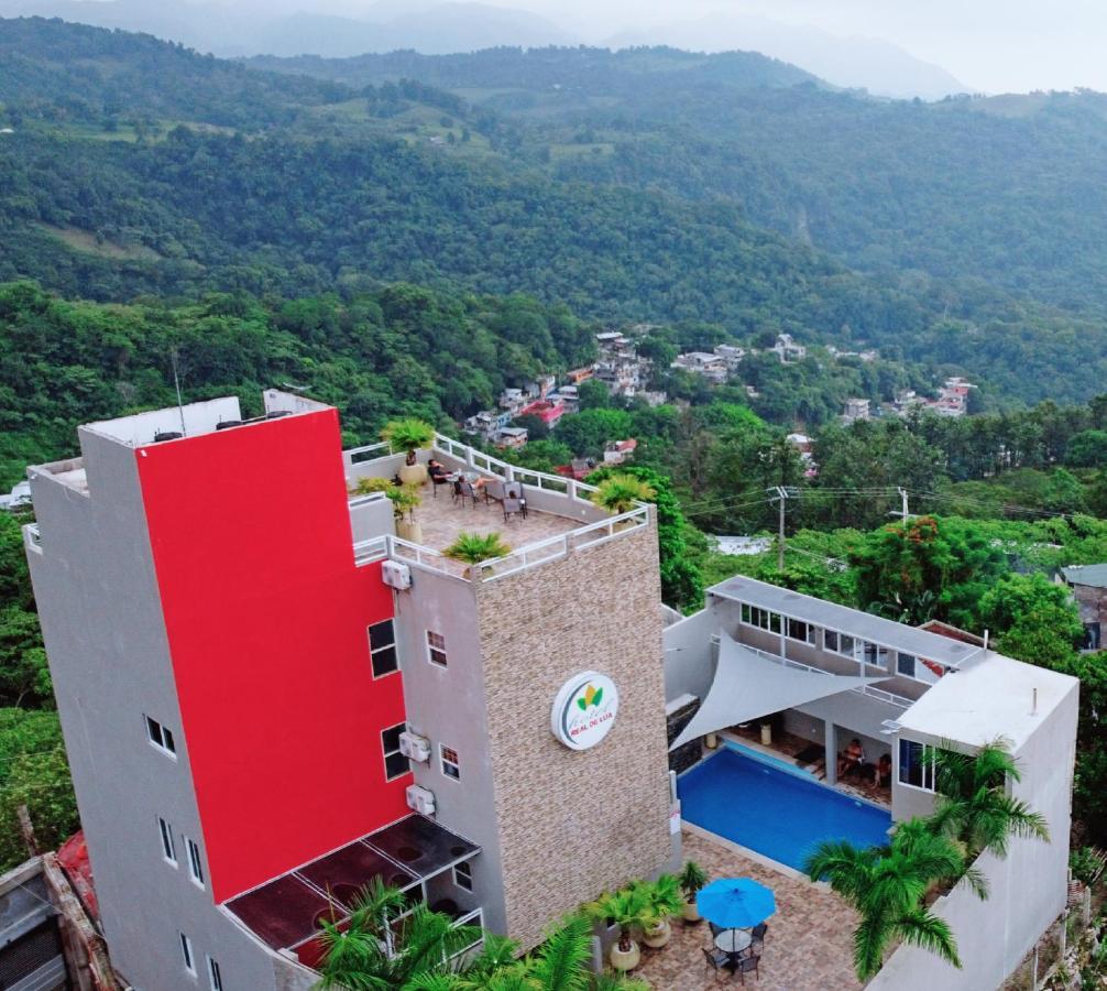 Real De Lua Hotel
