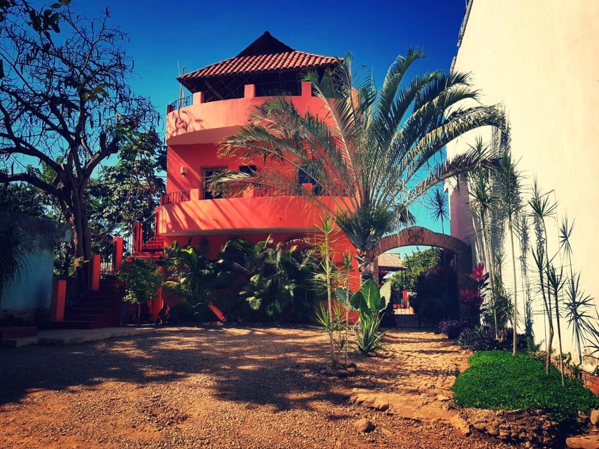 Hotel Casa Monarca 3*