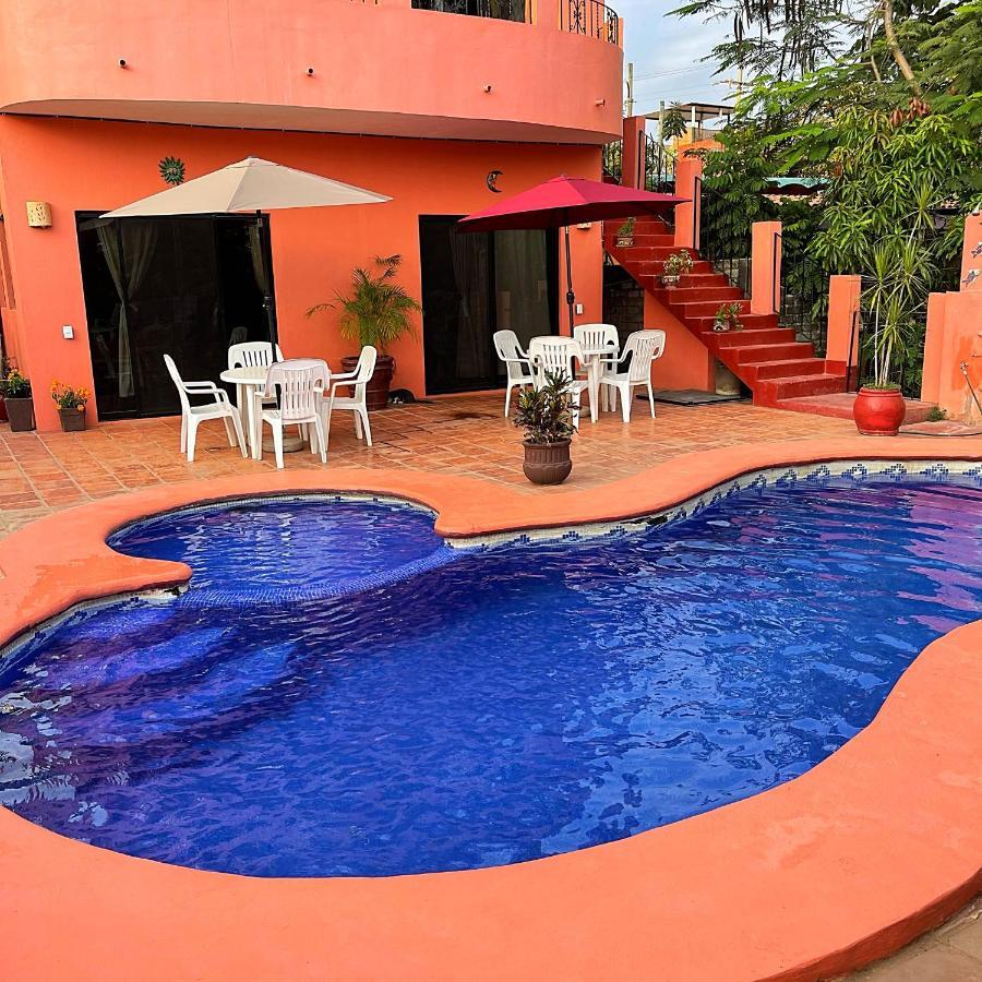 Casa Monarca Hotel 3*