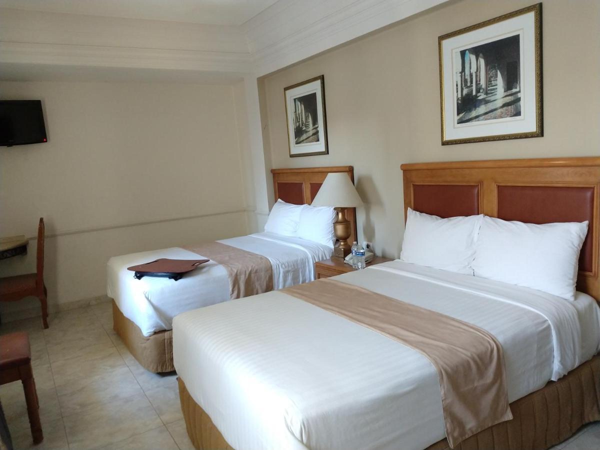 Savoy Express Torreon