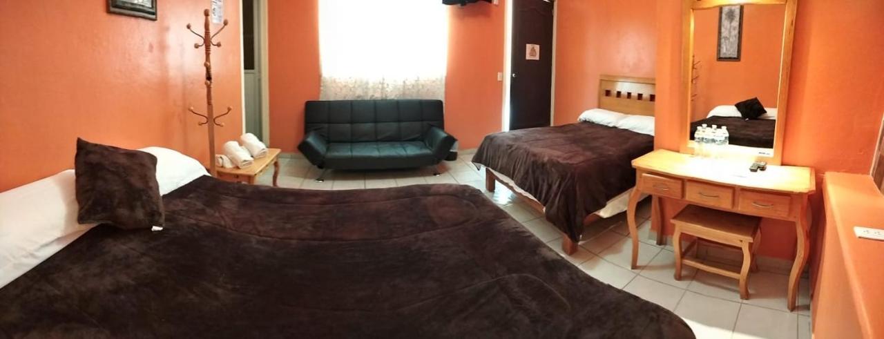 Casa Del Arbol Bernal