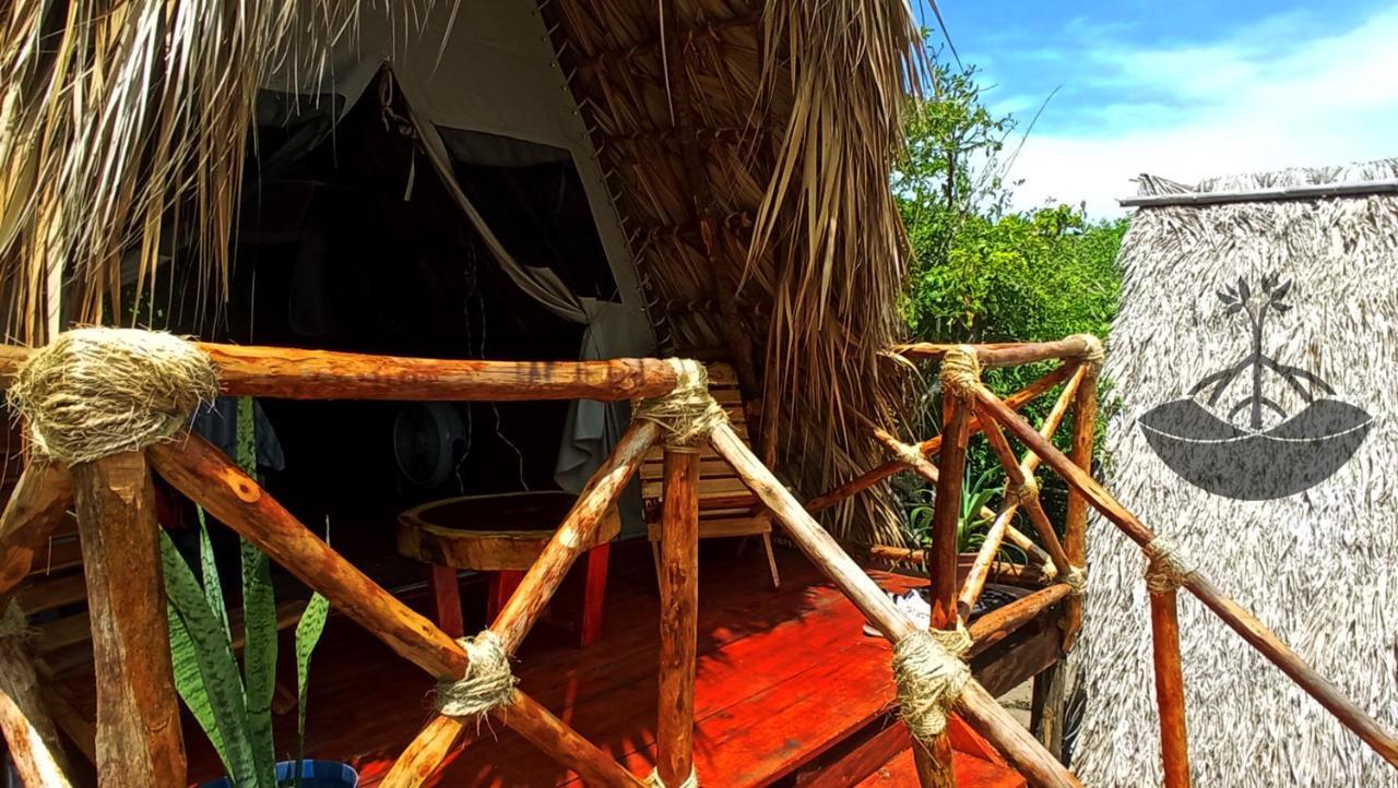 Entremares * Tonala (Chiapas)