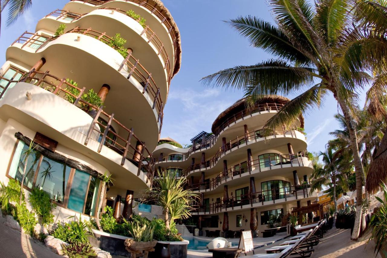 El Taj Oceanfront And Beachside