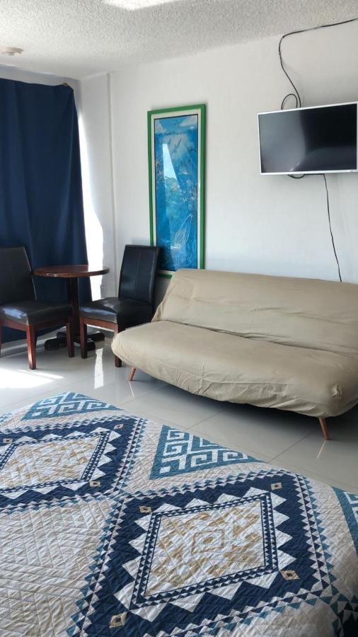 Brisas Apartment *