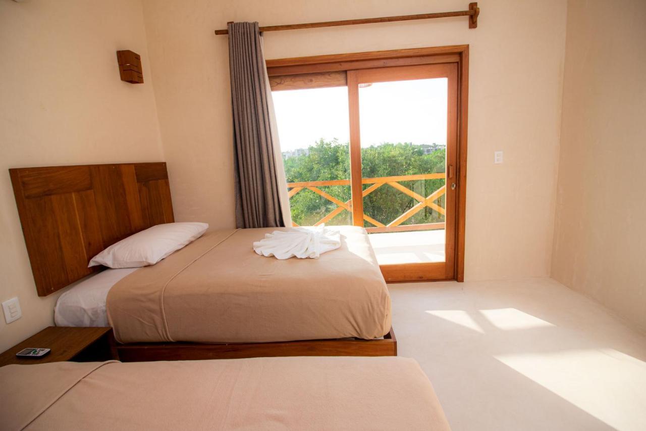 Hotel Luna Roja