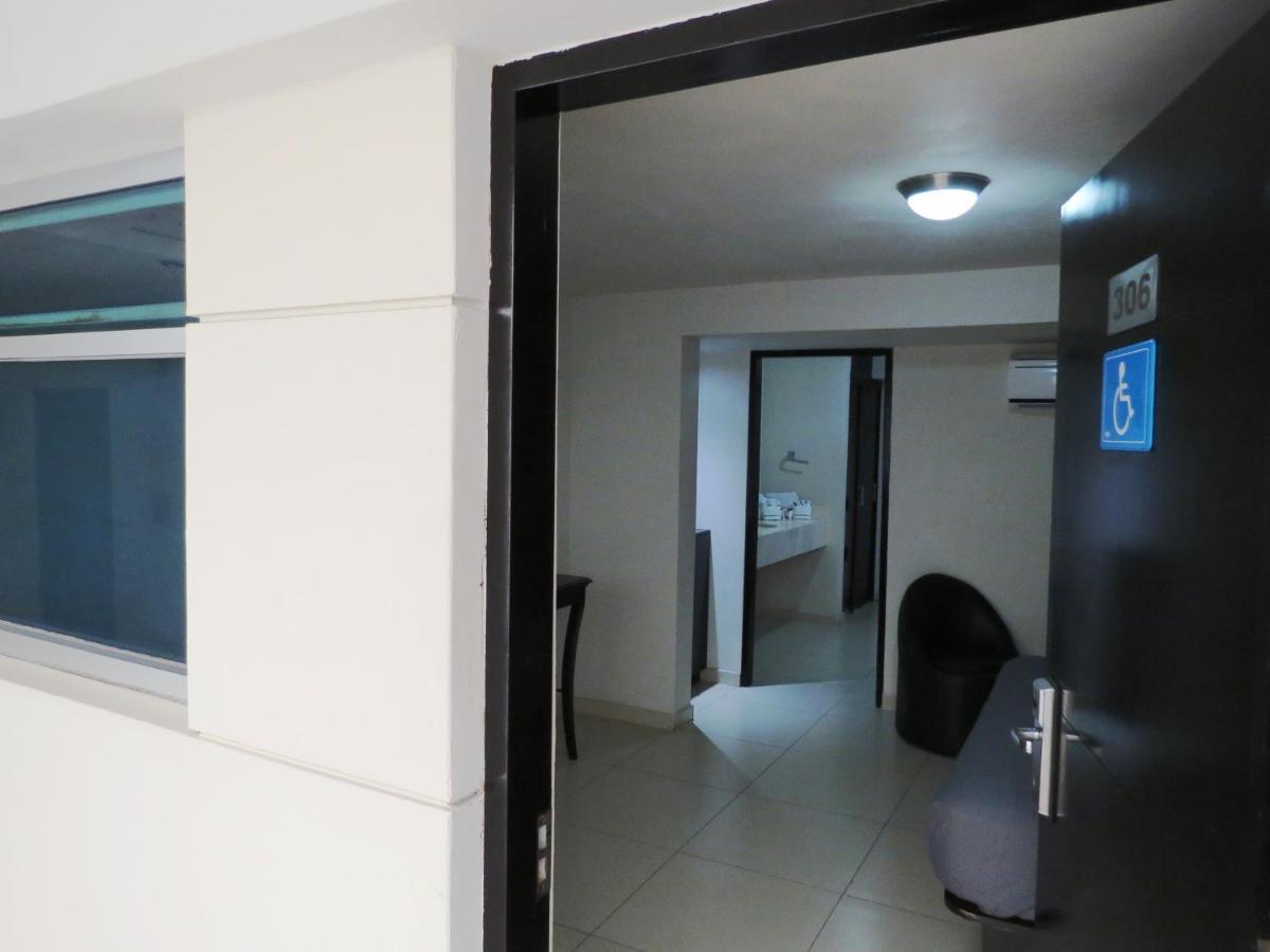 Velario 3* Tijuana