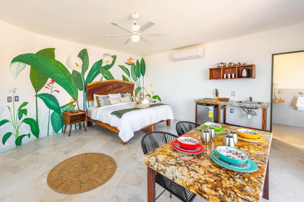La Casa Blanca Aparthotel Puerto Vallarta