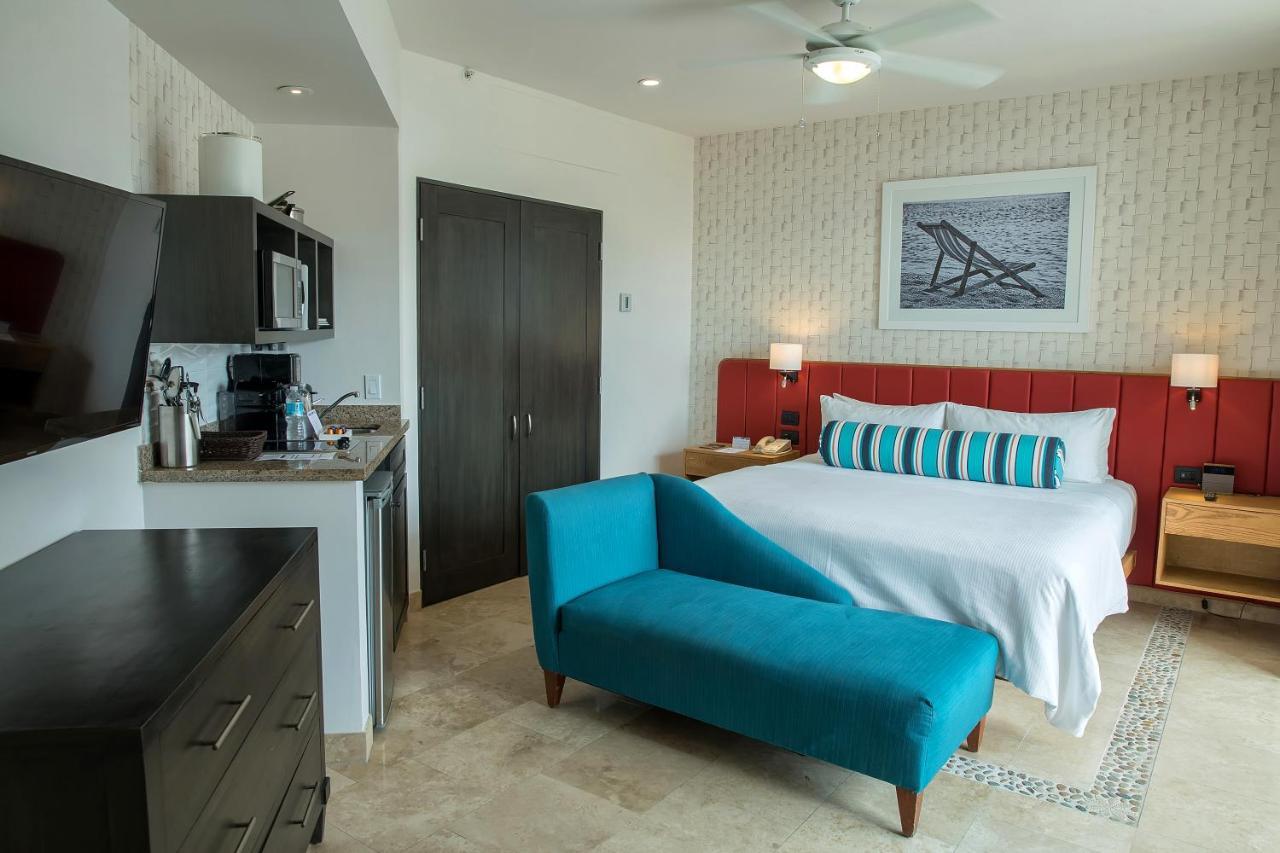 Resort Cabo And