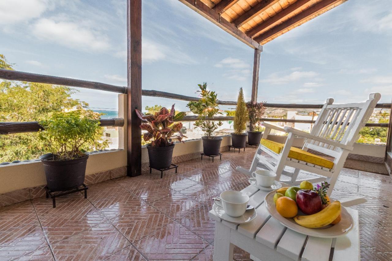 Bed & Breakfast Flores