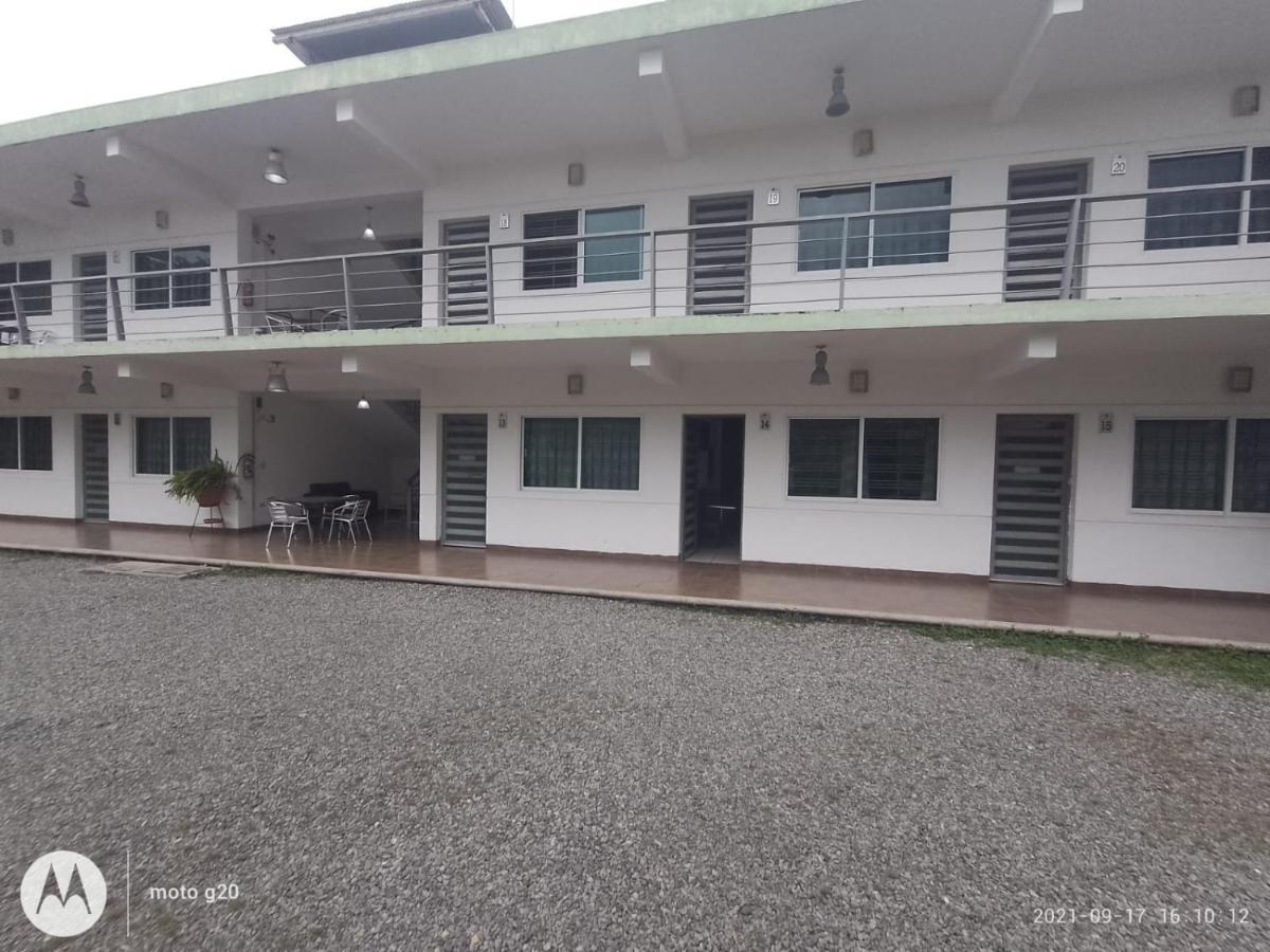 & Mo Sak Hotel Tapachula