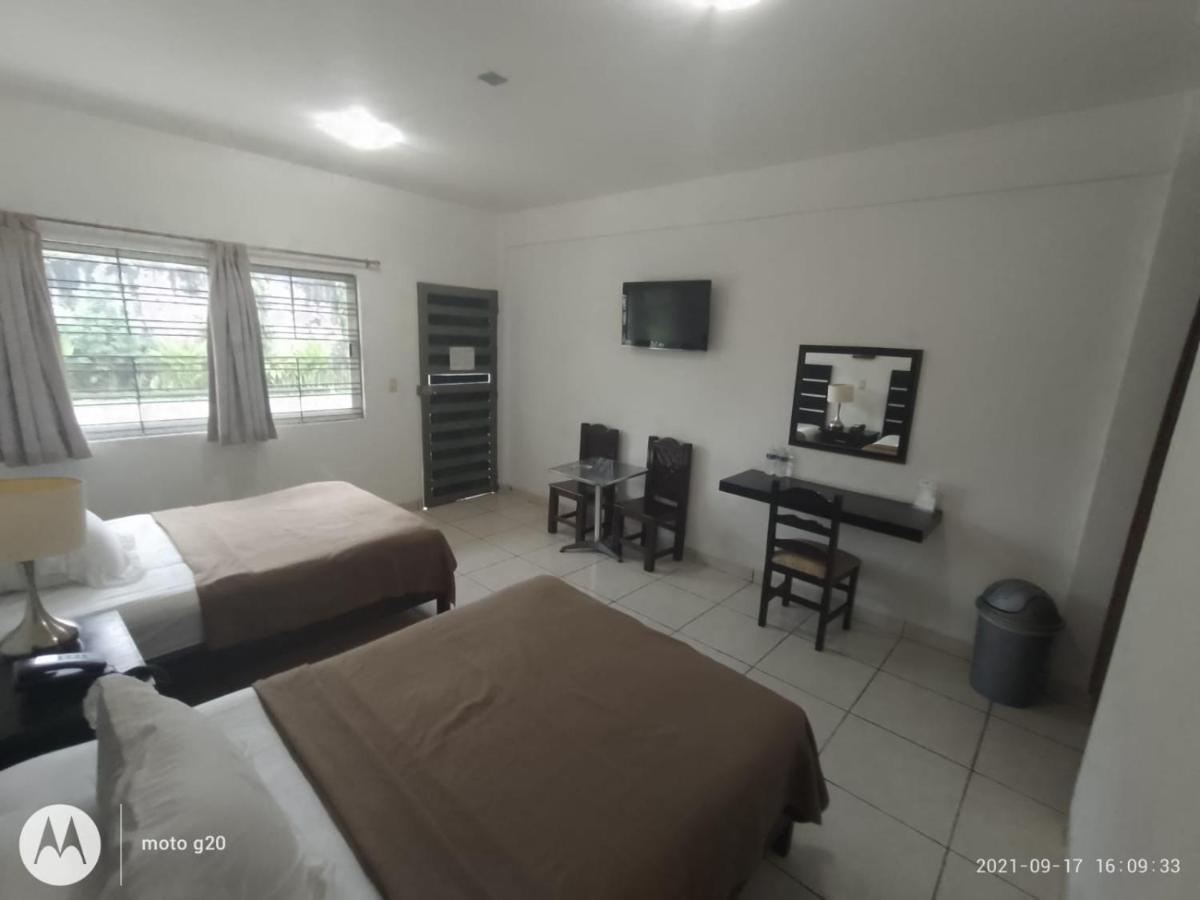 Hotel & Mo Sak 4*