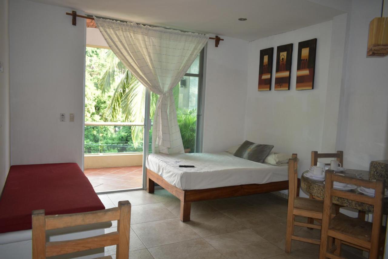 Hotel Tropical Los Ayala
