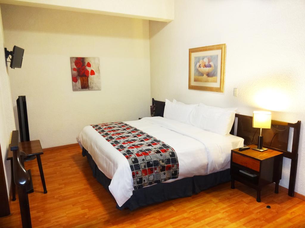 Trueba Hotel