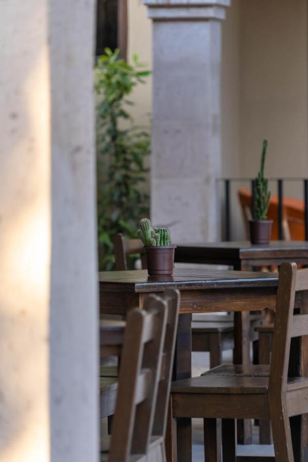 1697 Loreto Hotel