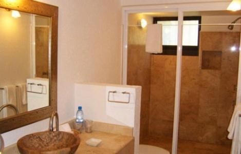 Boutique Casa Poezia