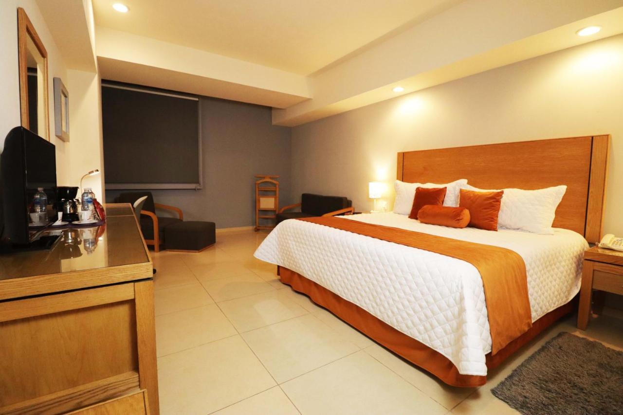 Hb Hotel