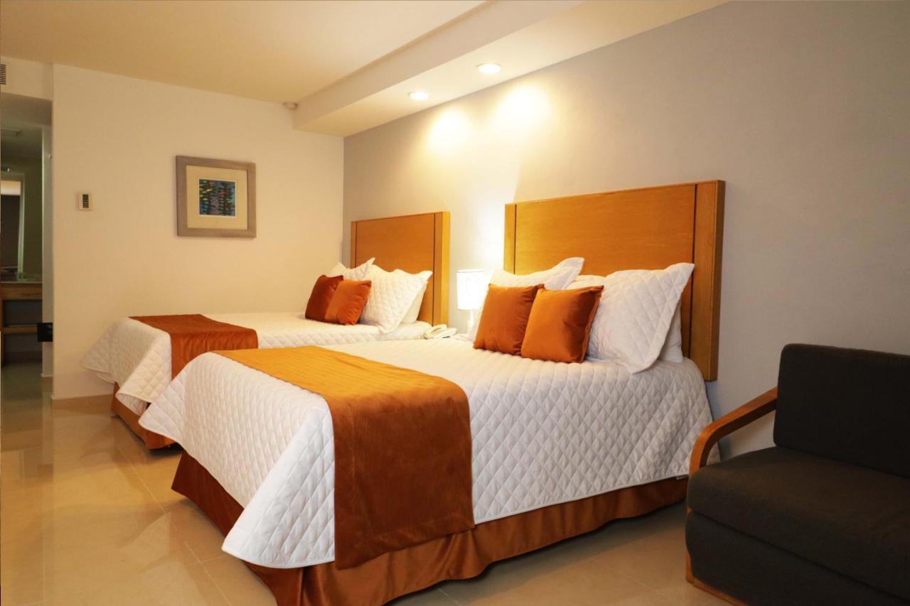 Hb Hotel