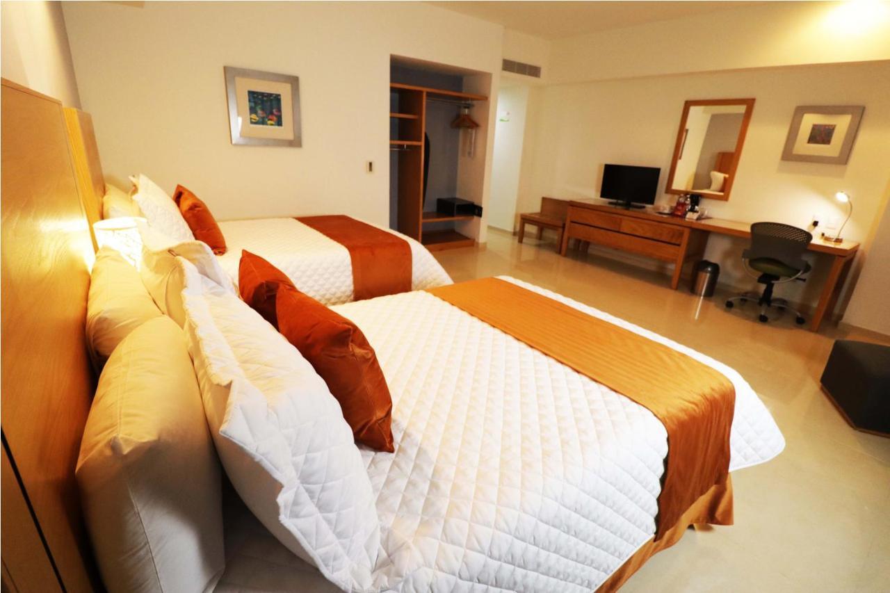Hotel Hb 4*