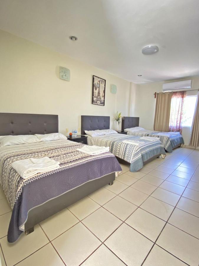 Hotel La Rio Verde