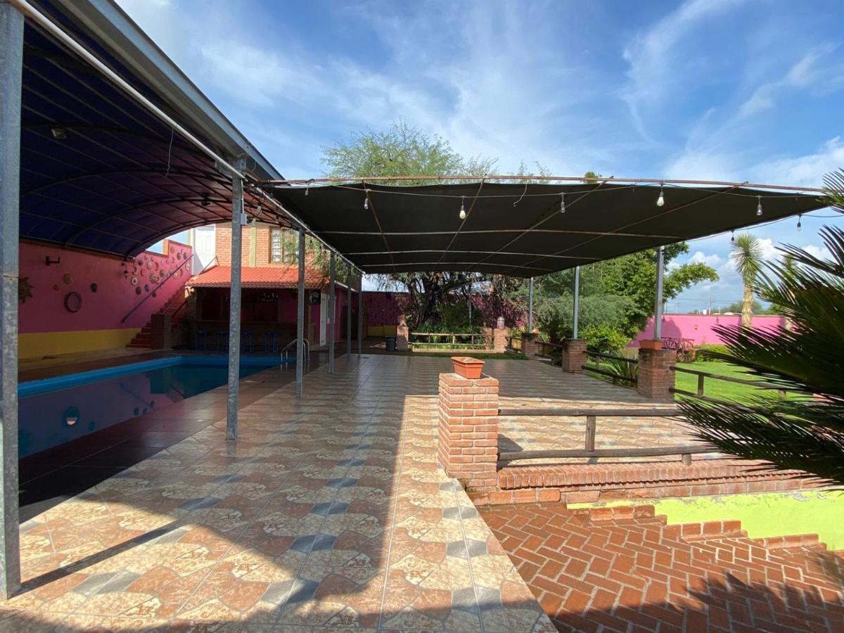 Hotel La Rio Verde