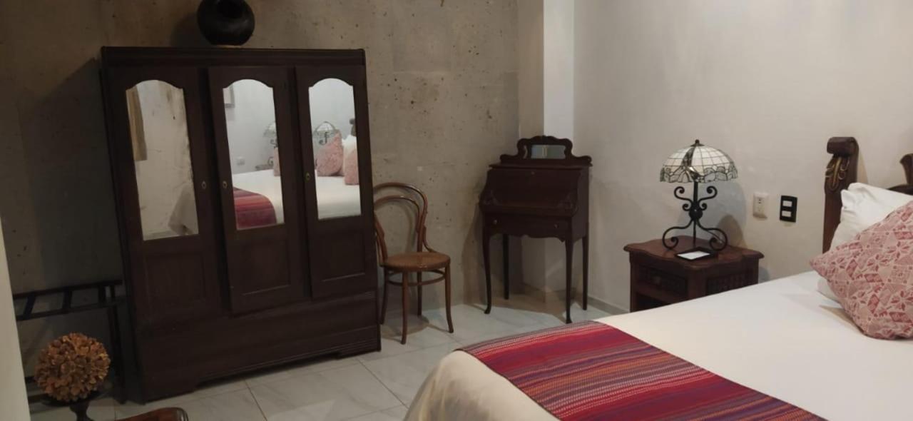 De Maria Boutique & 5*
