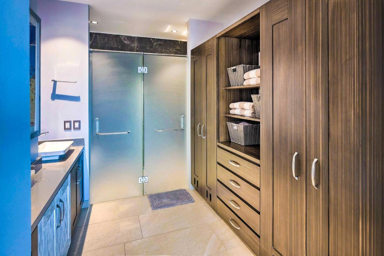 Luxe Condo, Steps From It * Puerto Vallarta