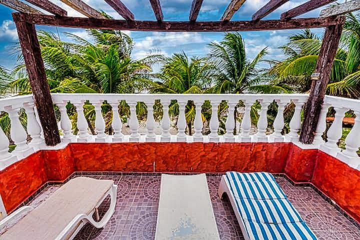 Beachfront Casa Maya * El Cuyo