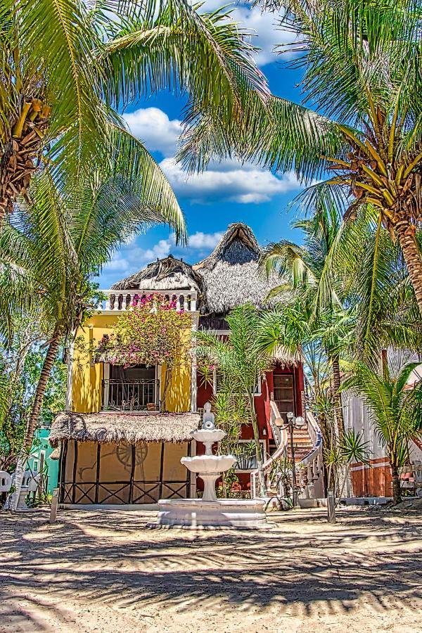 Beachfront Hacienda Del Cuyo Apartment