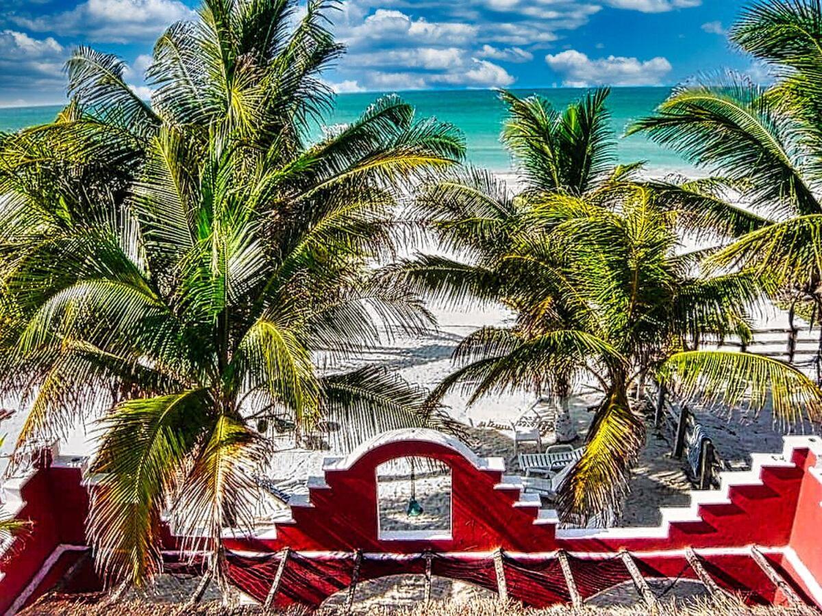 Beachfront Hacienda Del Cuyo * El Cuyo