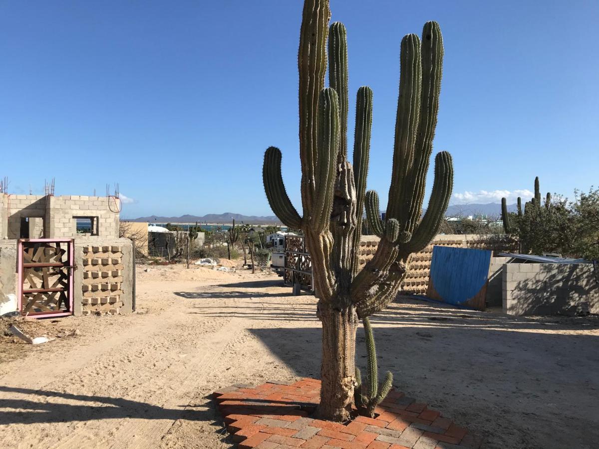Susu'z Village And La Ventana