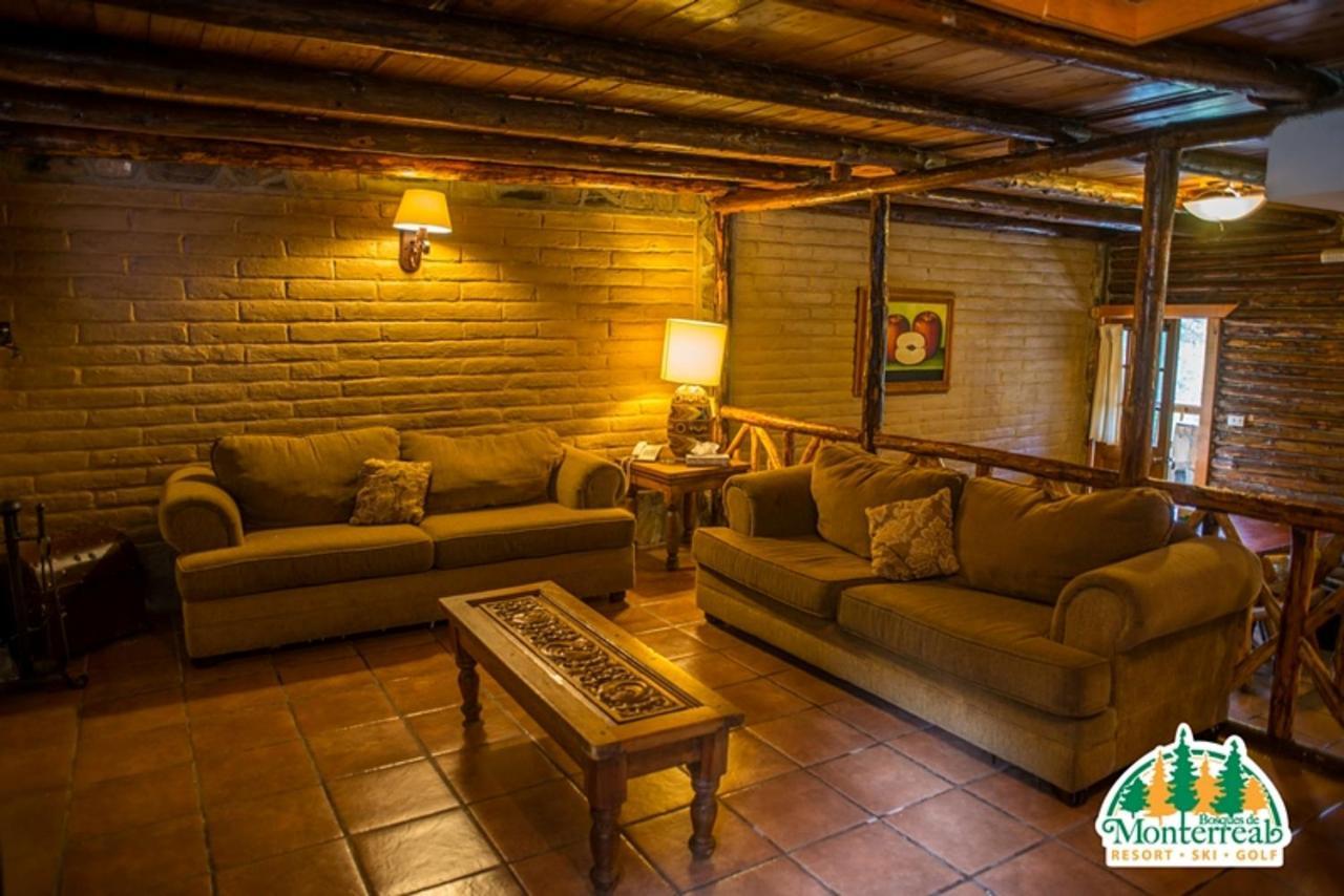 Bosques De Monterreal 5*