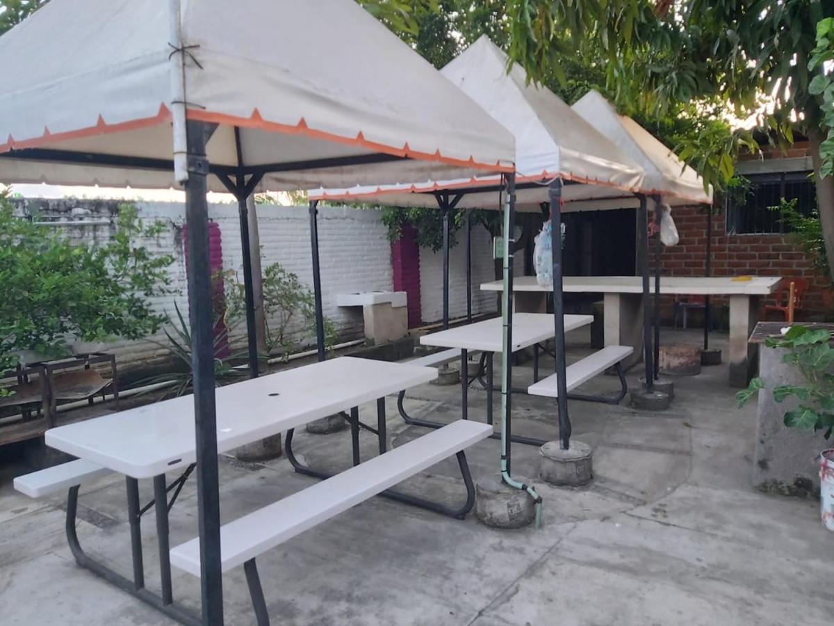 Ayalamar Manzanillo