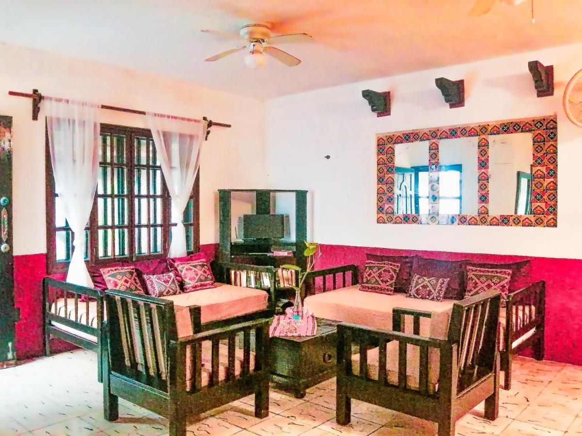 Beachfront Hacienda Del Cuyo Apartment El Cuyo