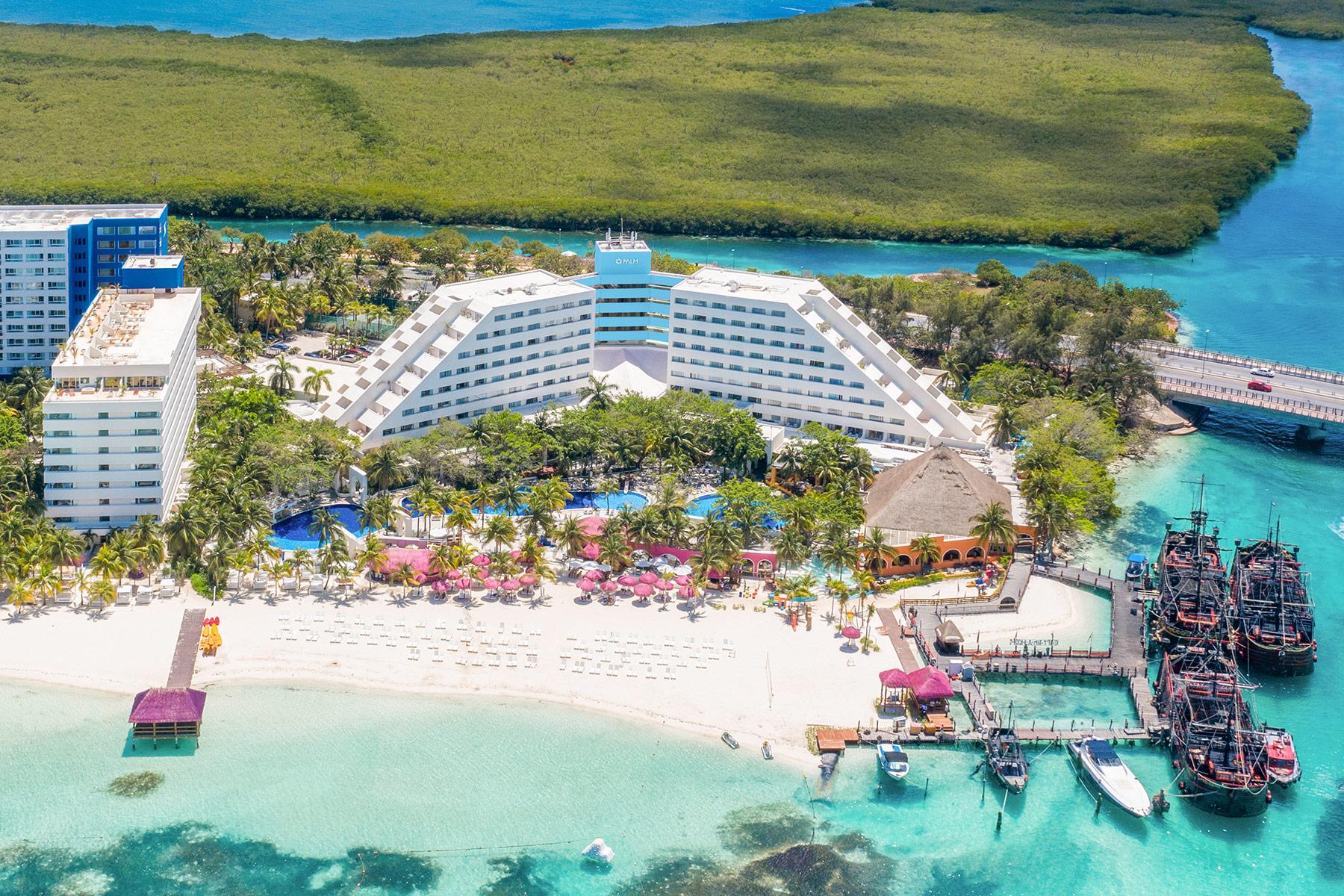 Oasis Palm Cancun