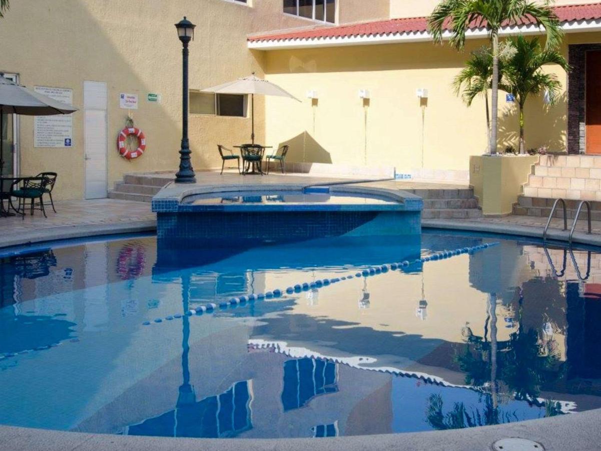 De Cortes Hotel