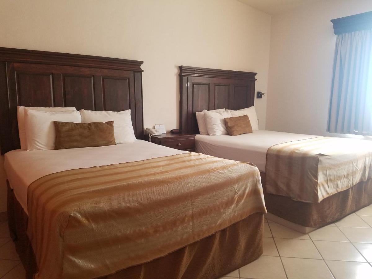 Western Laos Mar & Hotel Puerto Penasco